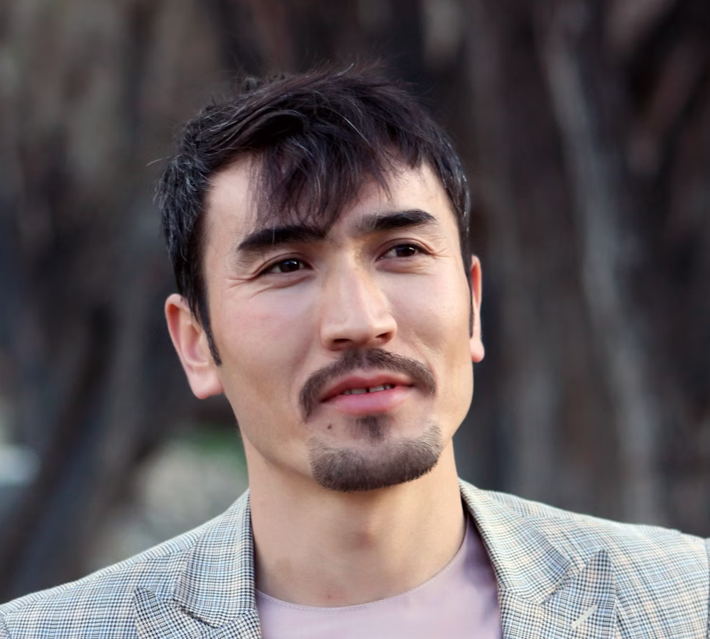 Man with short beard